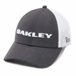 New 🎁 Oakley New Era Hat 🎁