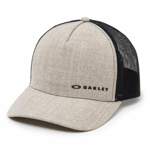 Best deal 𧨠Oakley Chalten Cap π₯° - Image 2